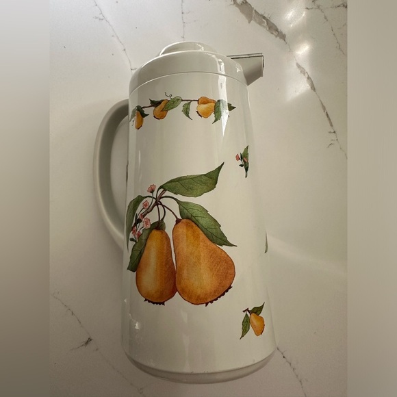 Vintage MIKASA BELLE TERRE - Thermal Carafe Thermos With Lid fruit design - Picture 2 of 7
